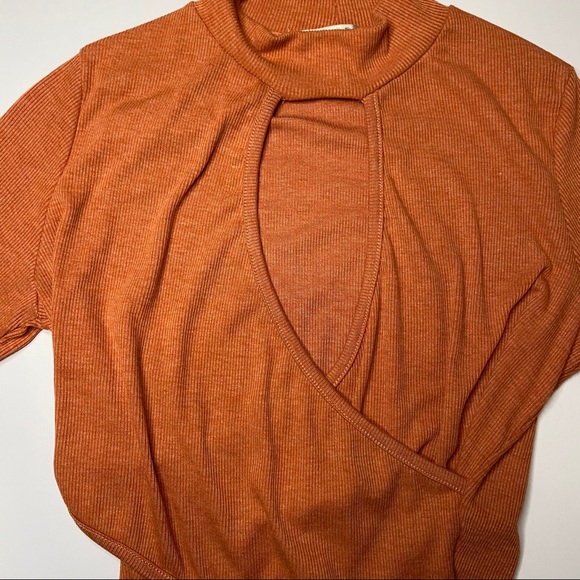 Papaya Orange Ribbed Wrap Crop Top - Picture 4 of 10